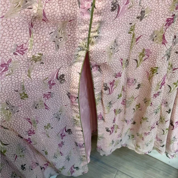 Indian/Punjabi/PakistaniPink Floral Button-Front long Dress with wide leg plazzo - Picture 6 of 9